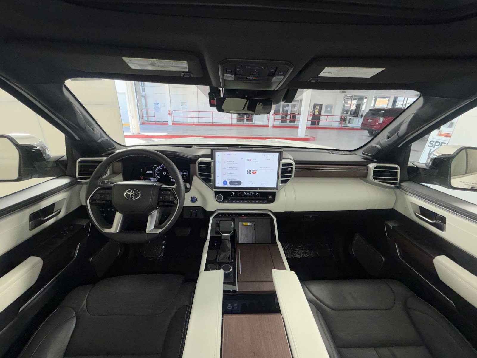 Used 2023 Toyota Sequoia Capstone image 23