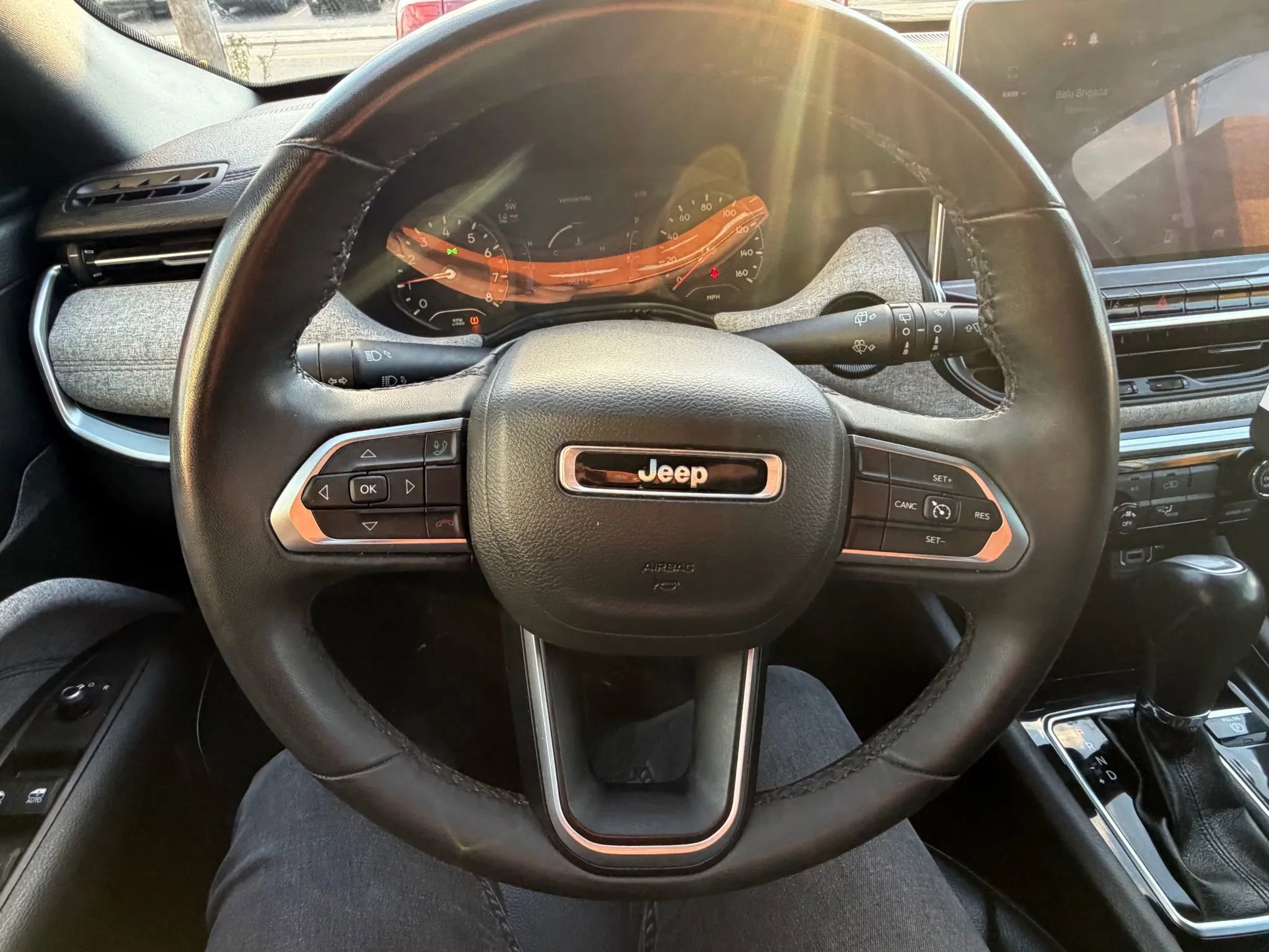 Used 2023 Jeep Compass Latitude image 10