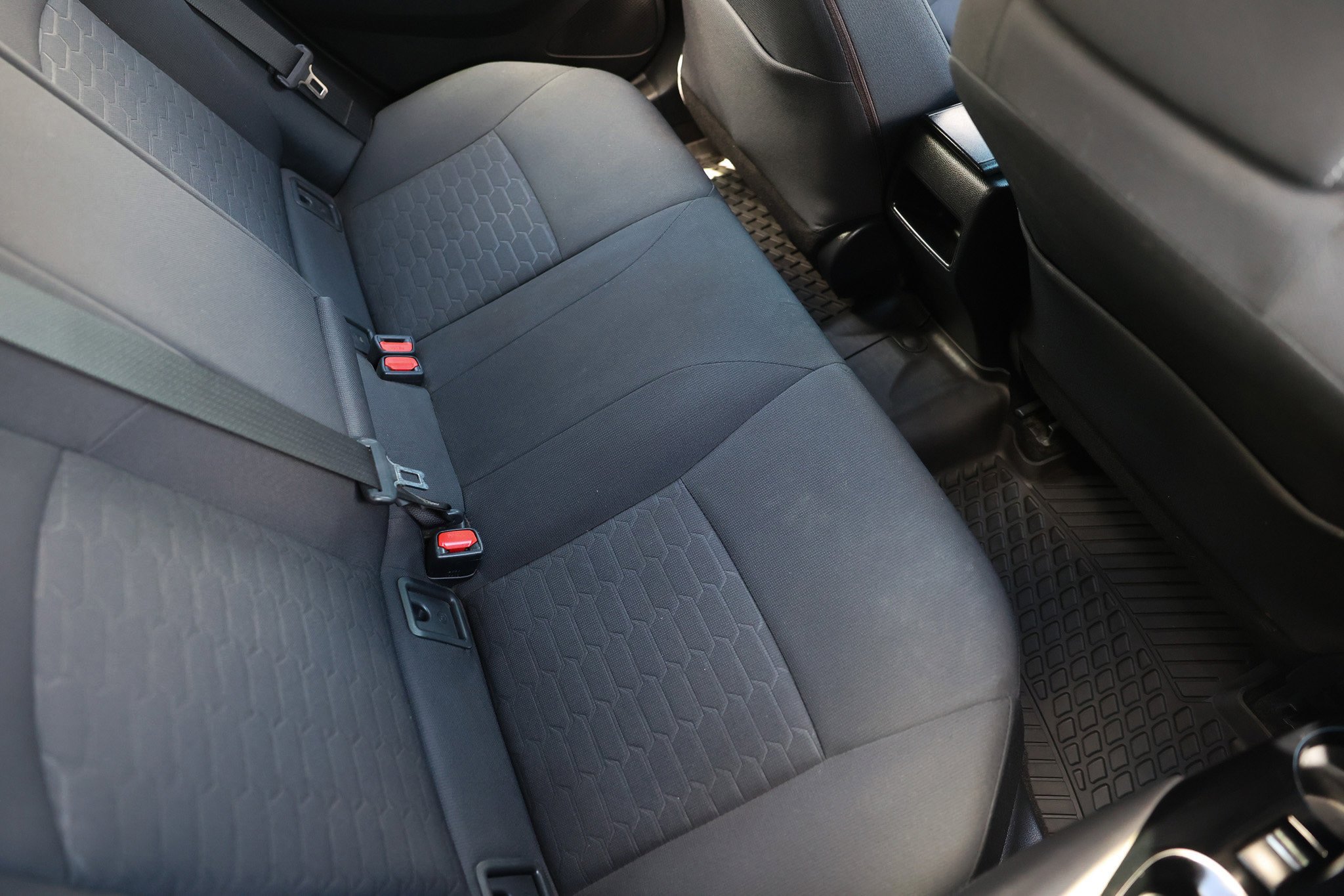 Used 2019 Toyota Corolla SE FWD image 16