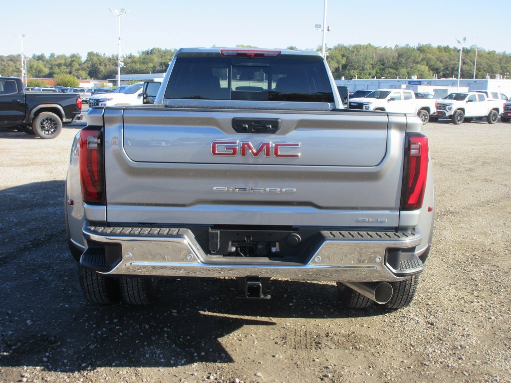 New 2026 GMC Sierra 3500 SLE w/ SLE Value Package image 6