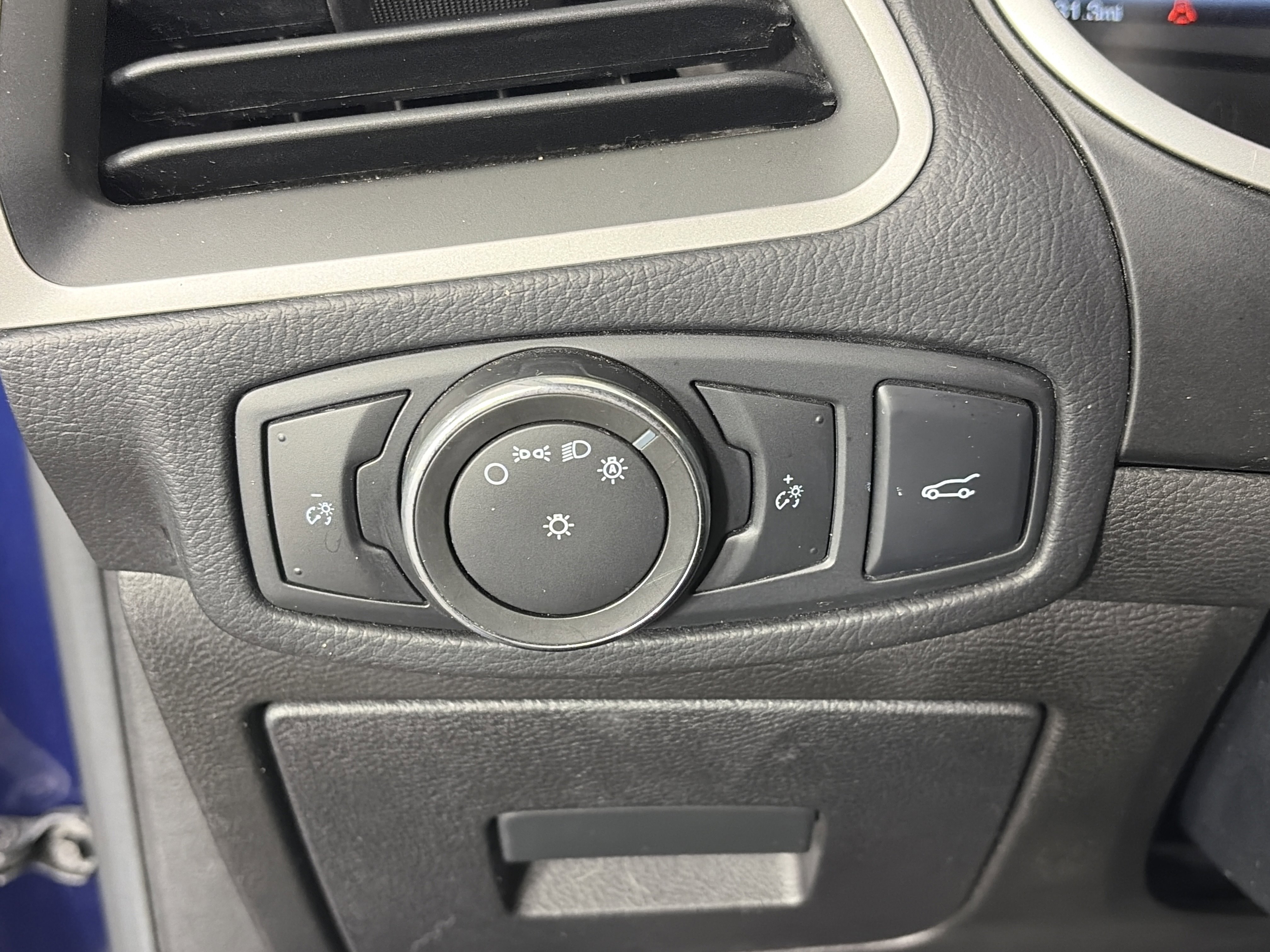 Used 2016 Ford Edge SEL w/ Equipment Group 201A image 31