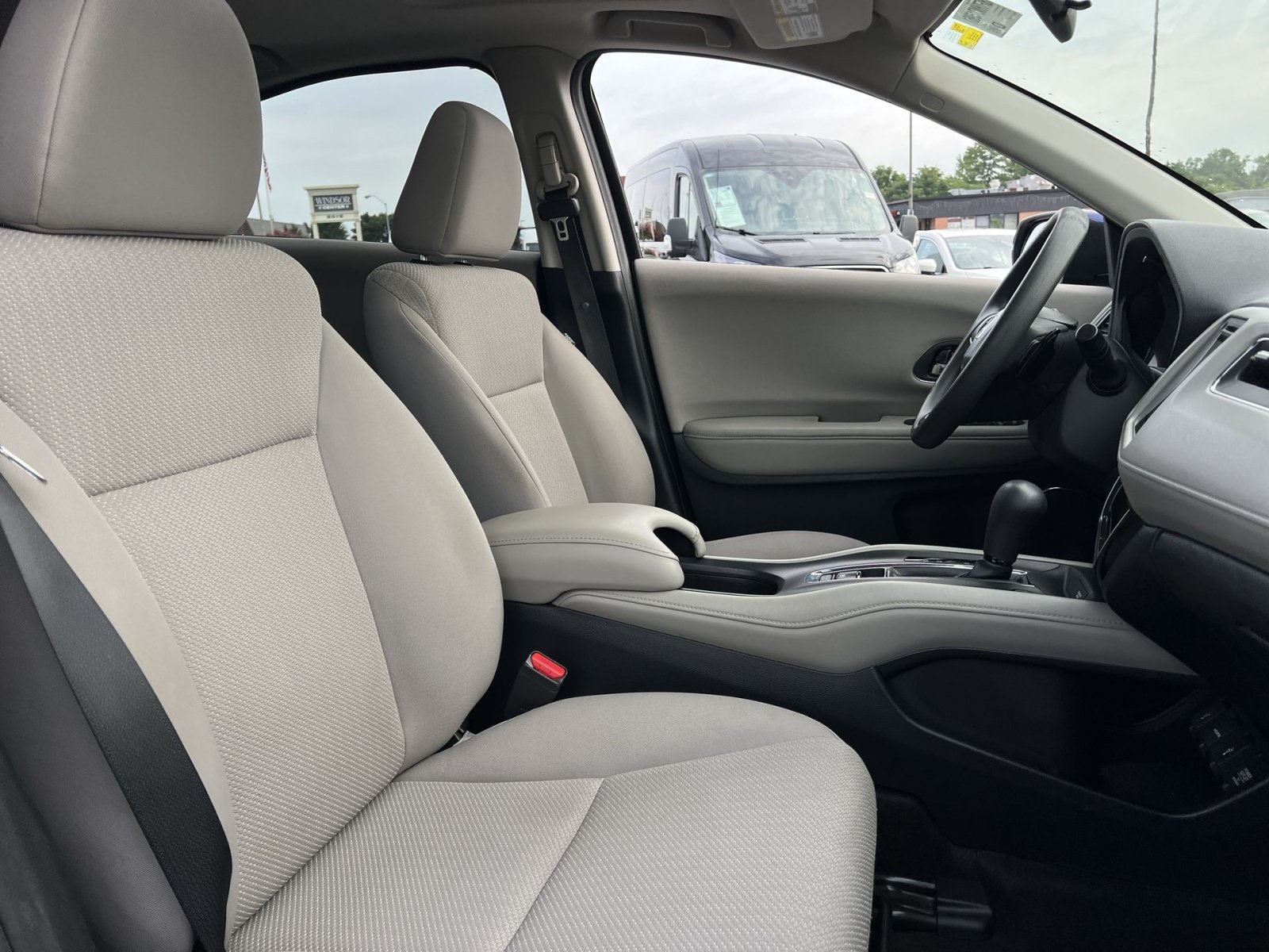 Used 2017 Honda HR-V EX image 24