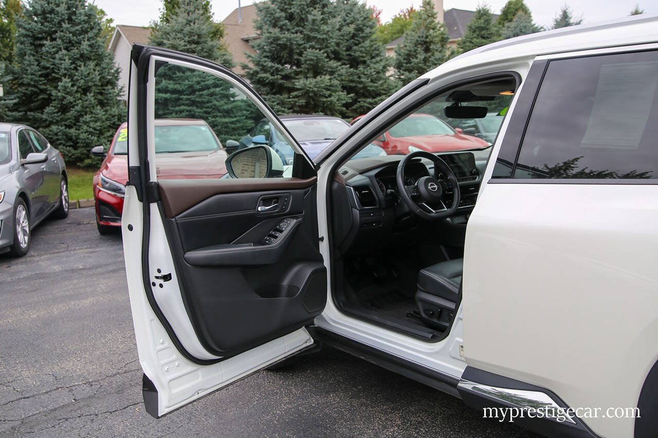 Used 2022 Nissan Rogue SL w/ SL Premium Package AWD/4WD image 39