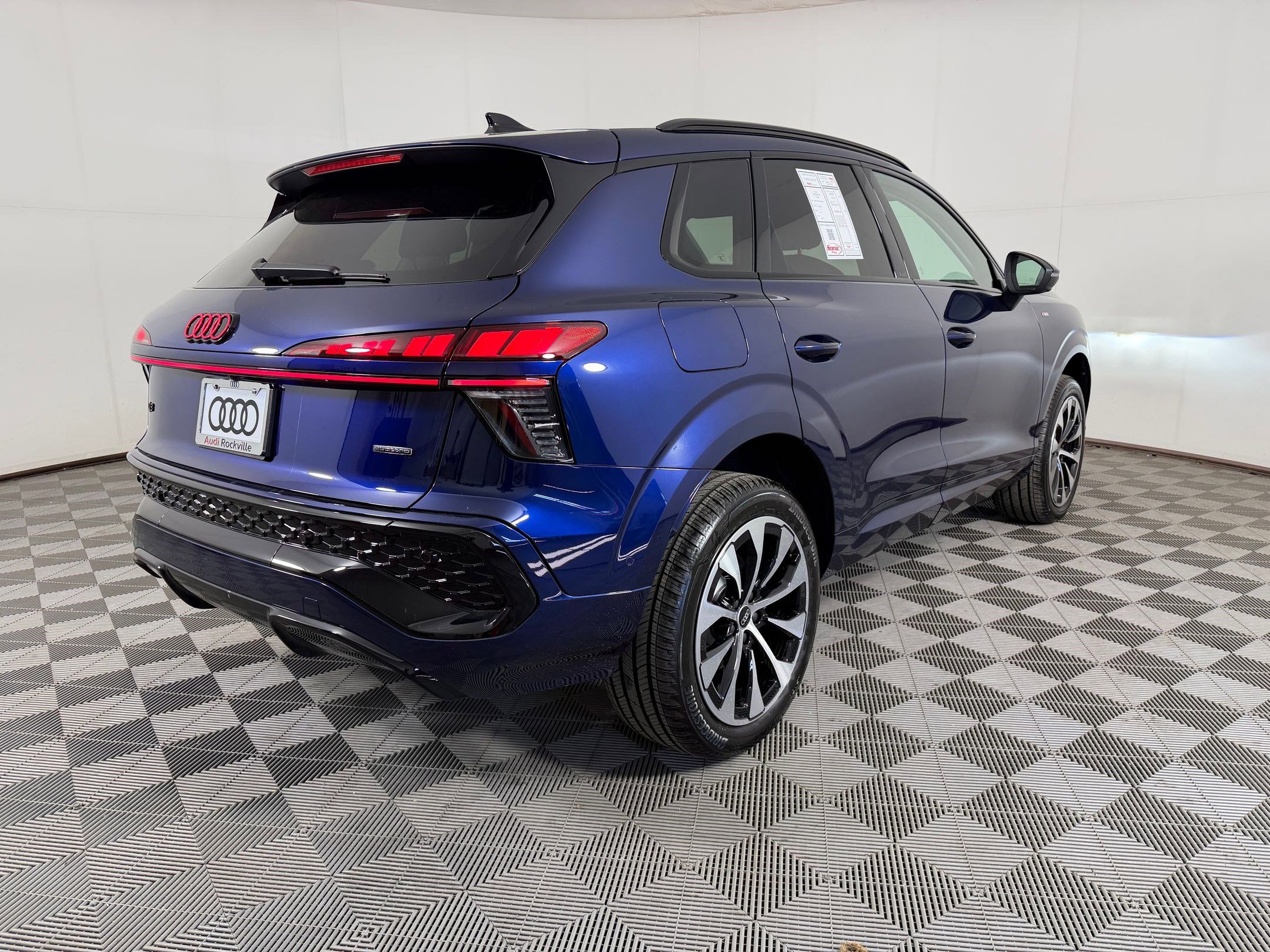 New 2026 Audi Q3 quattro 2.0T image 9