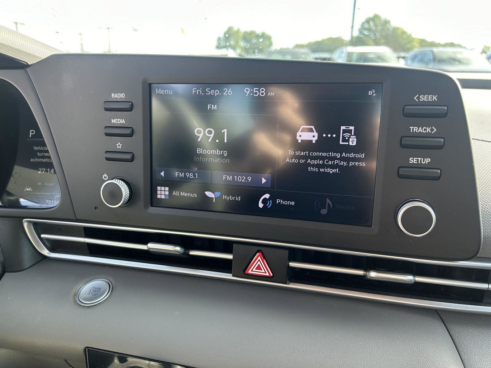 Used 2023 Hyundai Elantra Blue image 15