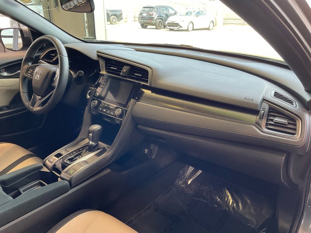 Used 2019 Honda Civic EX image 17