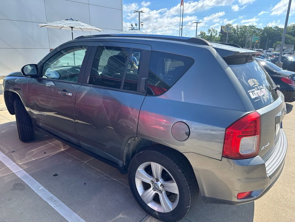 Used 2012 Jeep Compass Sport AWD/4WD image 6