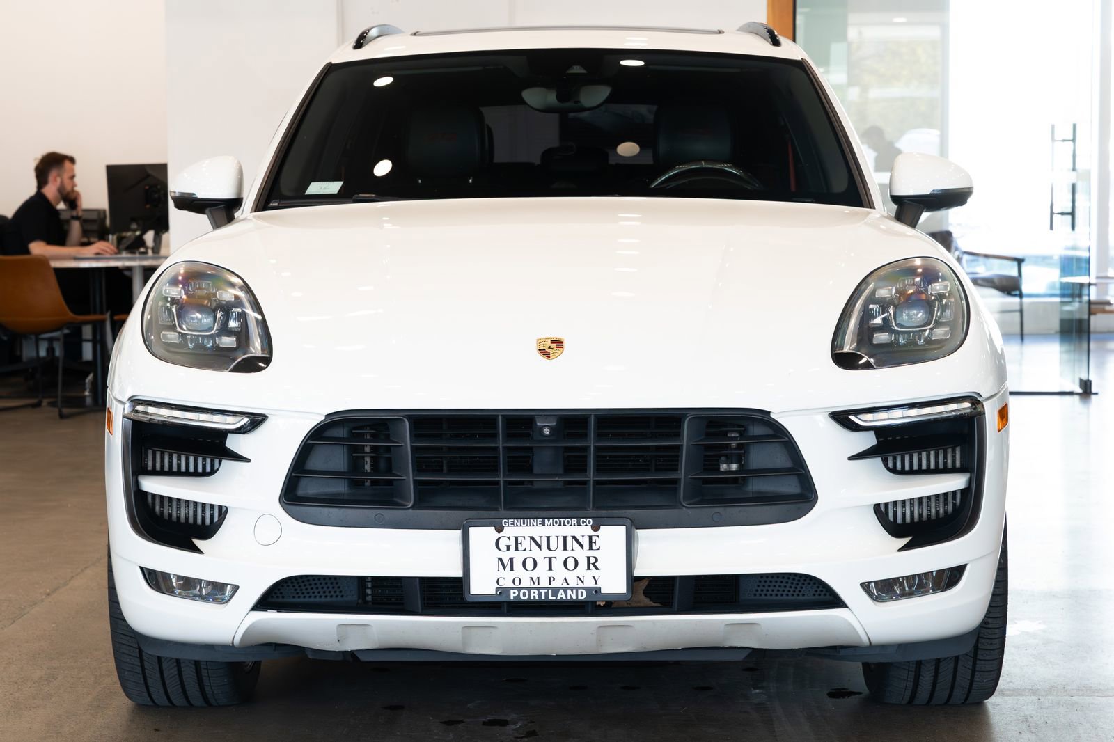 Used 2017 Porsche Macan GTS AWD/4WD image 2