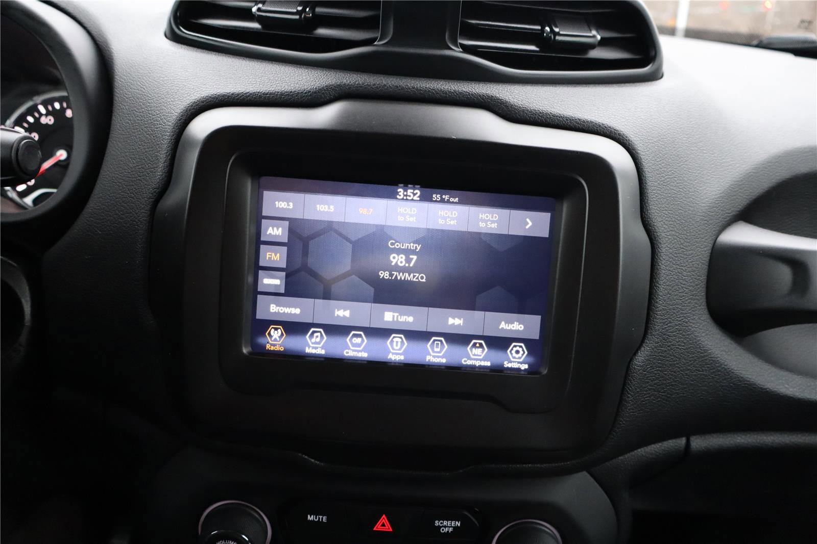 Used 2021 Jeep Renegade Sport image 20