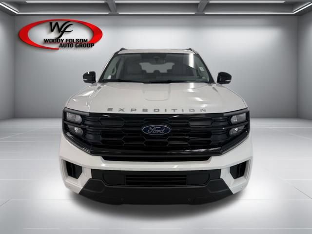 New 2026 Ford Expedition Active RWD image 2