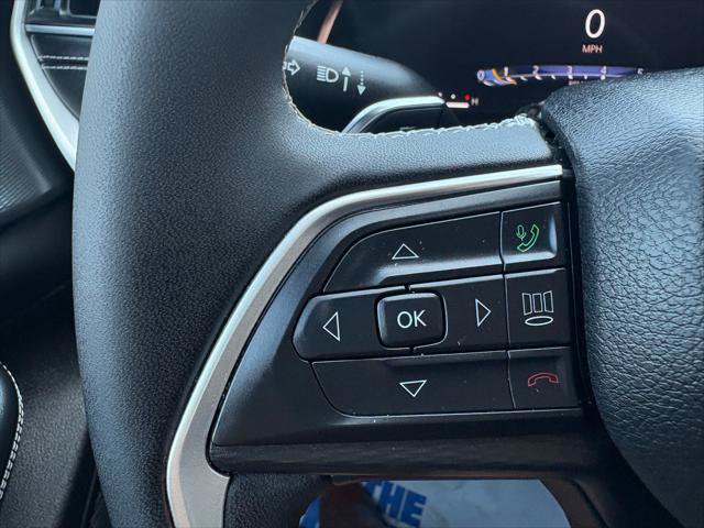 Certified 2023 Jeep Grand Cherokee Laredo X AWD/4WD image 19