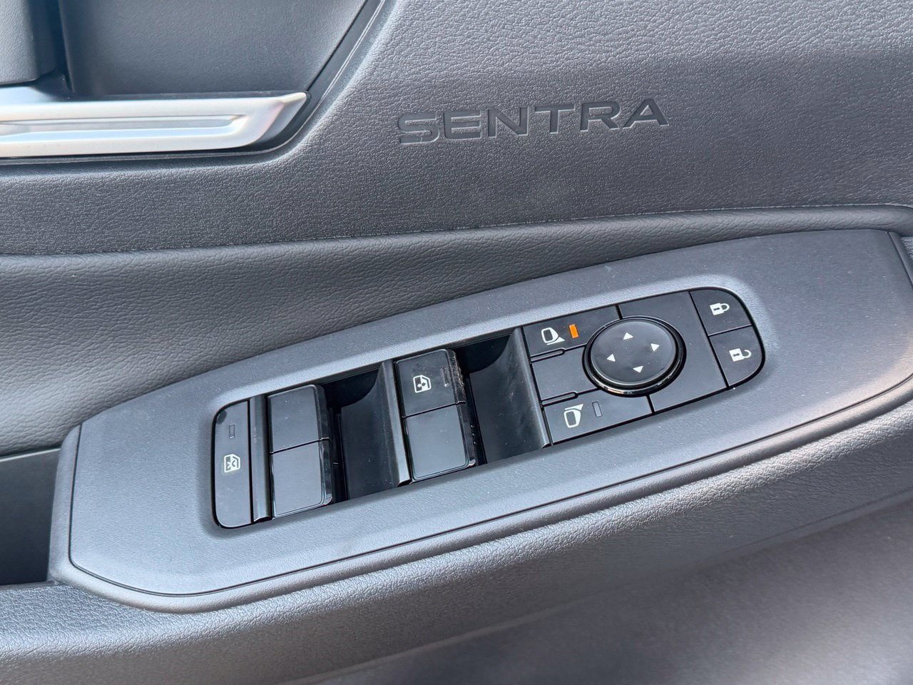 New 2027 Nissan Sentra SV FWD image 24
