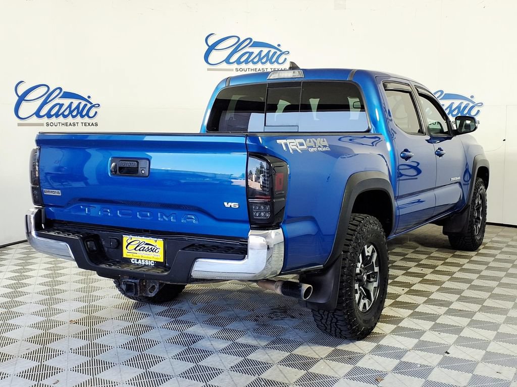 Used 2017 Toyota Tacoma SR AWD/4WD image 7
