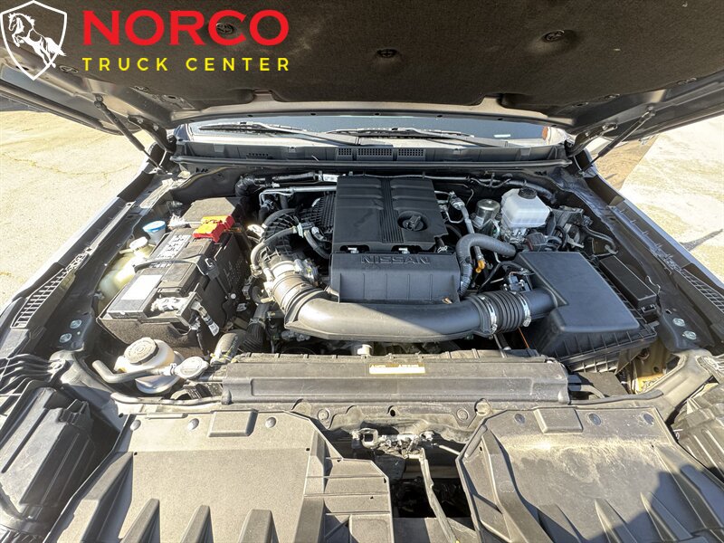 Used 2023 Nissan Frontier SV w/ Technology Package RWD image 25