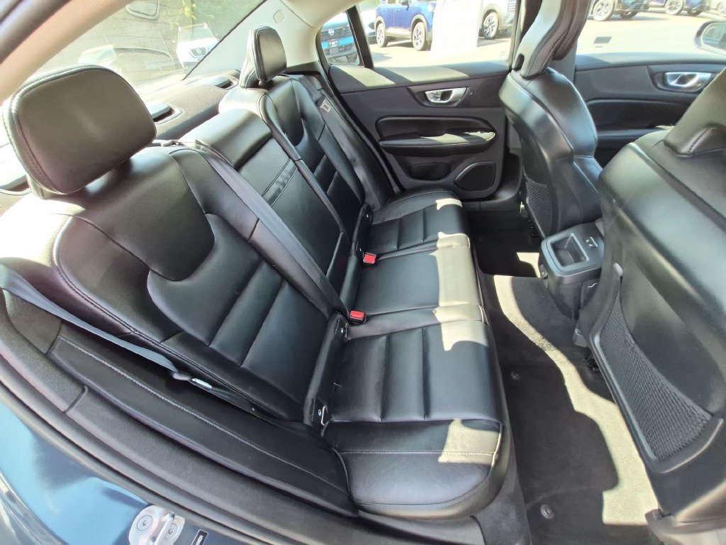 Used 2024 Volvo S60 B5 Core FWD image 17