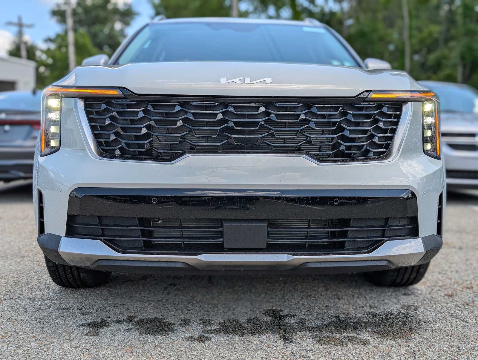 New 2026 Kia Sorento S AWD/4WD image 2