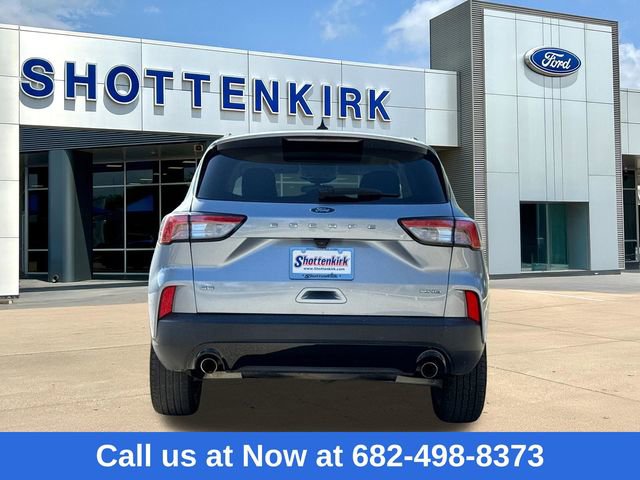 Used 2022 Ford Escape SE w/ SE Sport Appearance Package image 7
