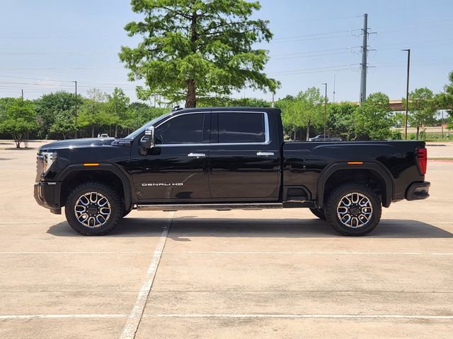 Used 2024 GMC Sierra 3500 Denali Ultimate AWD/4WD image 4