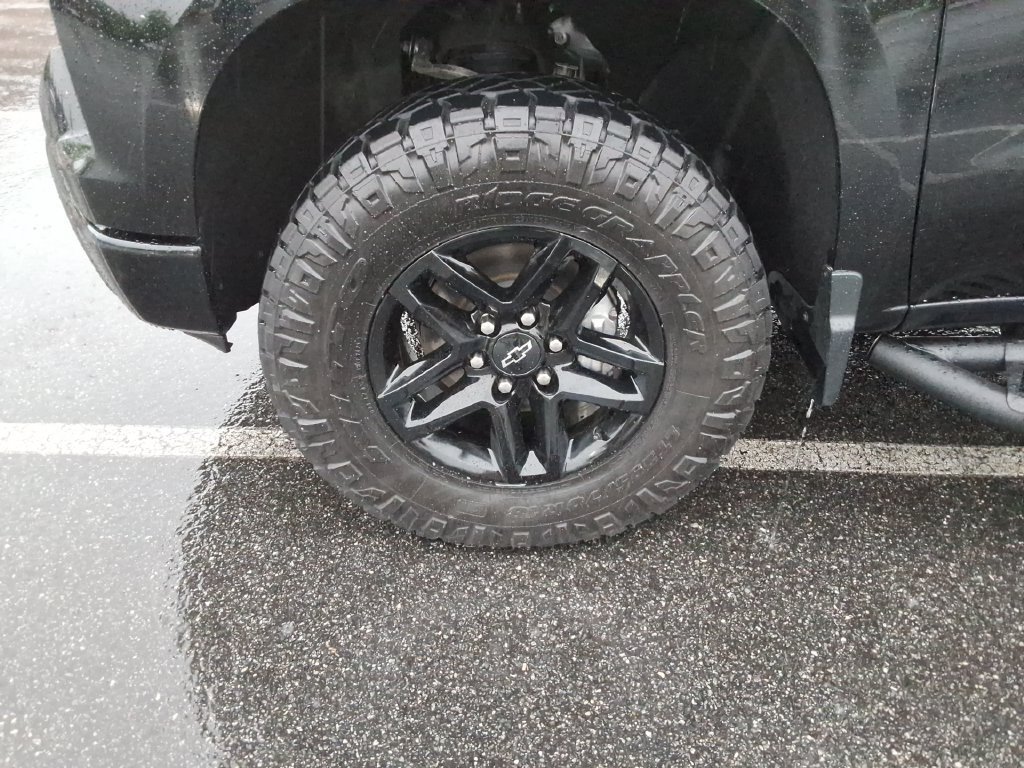 Certified 2024 Chevrolet Silverado 1500 LT Trail Boss w/ Convenience Package II AWD/4WD image 10