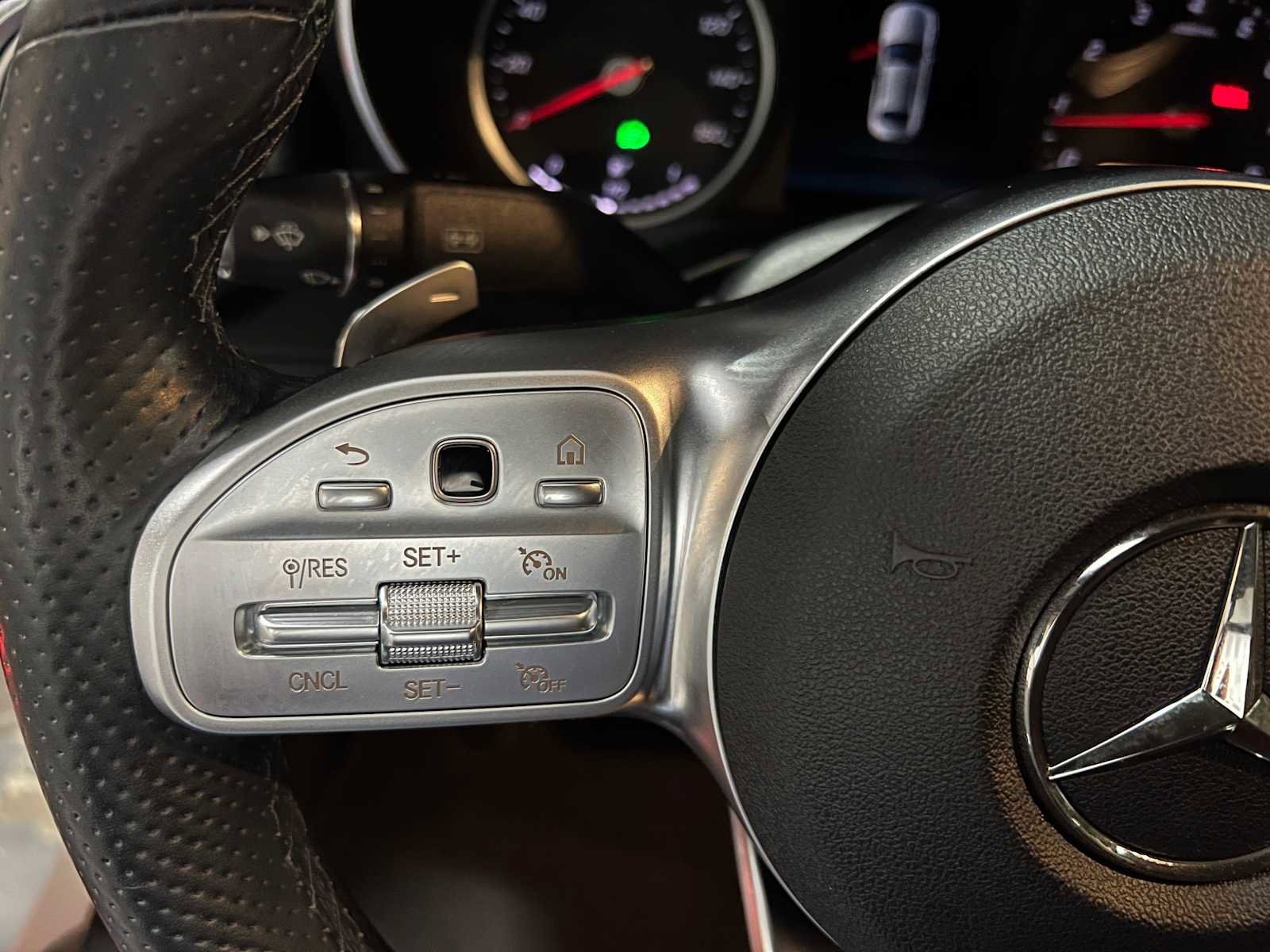 Used 2019 Mercedes-Benz C 300 4MATIC Sedan image 28