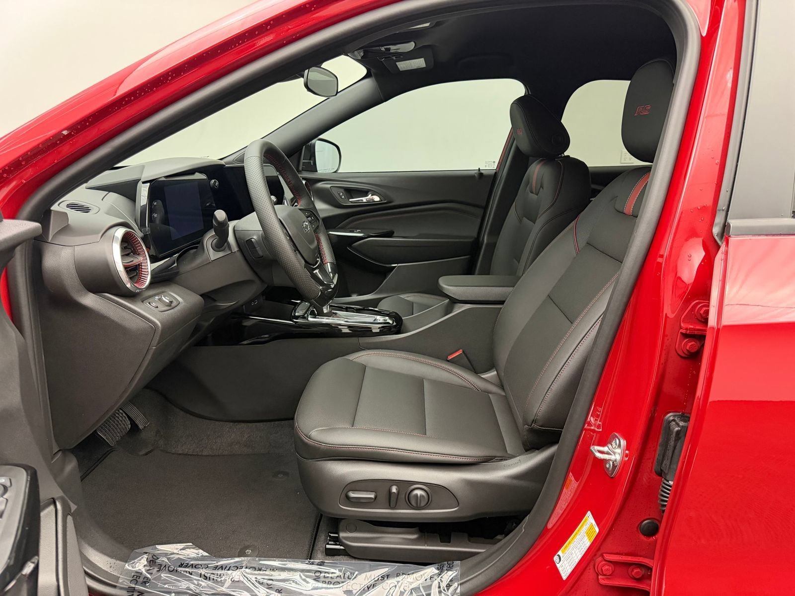 New 2026 Chevrolet Trax RS FWD image 5