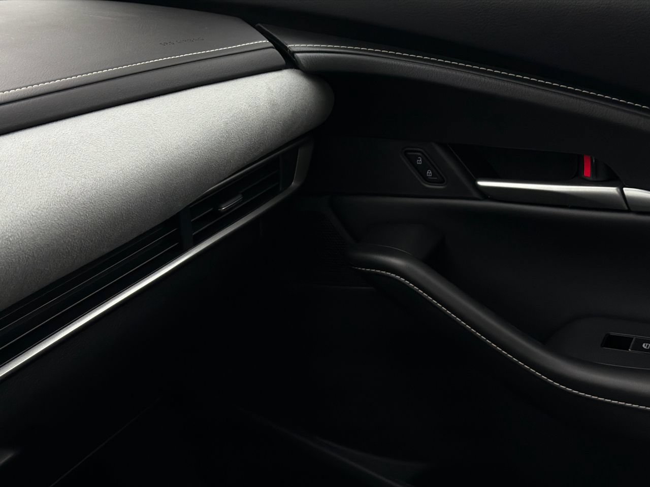 New 2026 MAZDA CX-30 Aire Edition AWD/4WD image 31