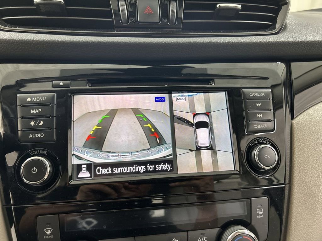 Used 2022 Nissan Rogue Sport SL image 15