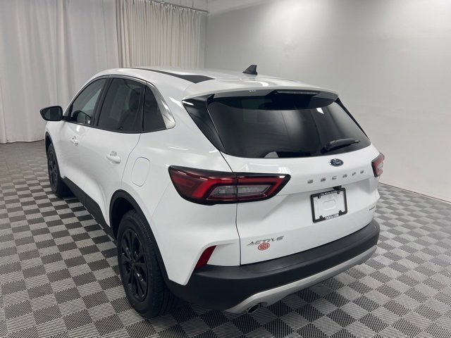 Used 2023 Ford Escape Active image 6