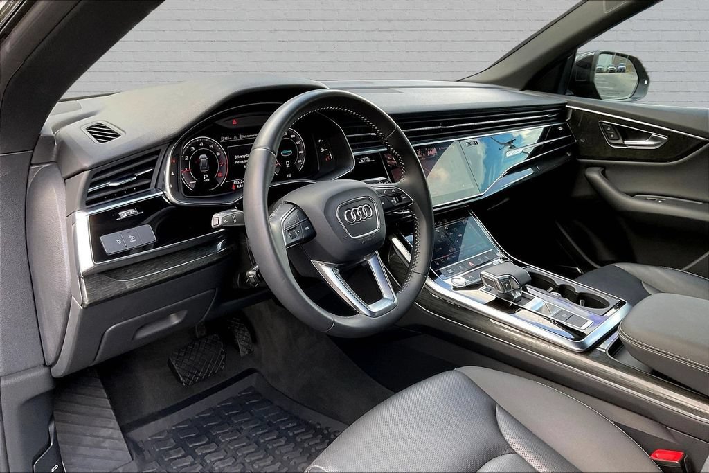 Used 2020 Audi Q8 Premium Plus w/ Premium Plus Package AWD/4WD image 15