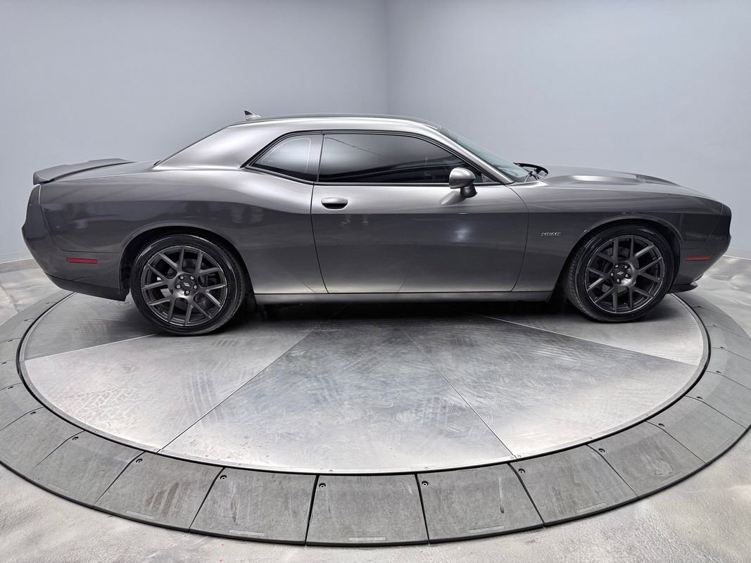 Used 2017 Dodge Challenger R/T Plus RWD image 4