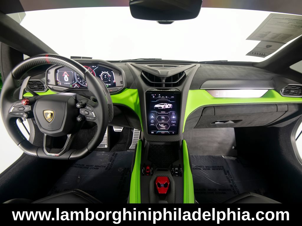 Used 2024 Lamborghini Revuelto AWD/4WD image 33