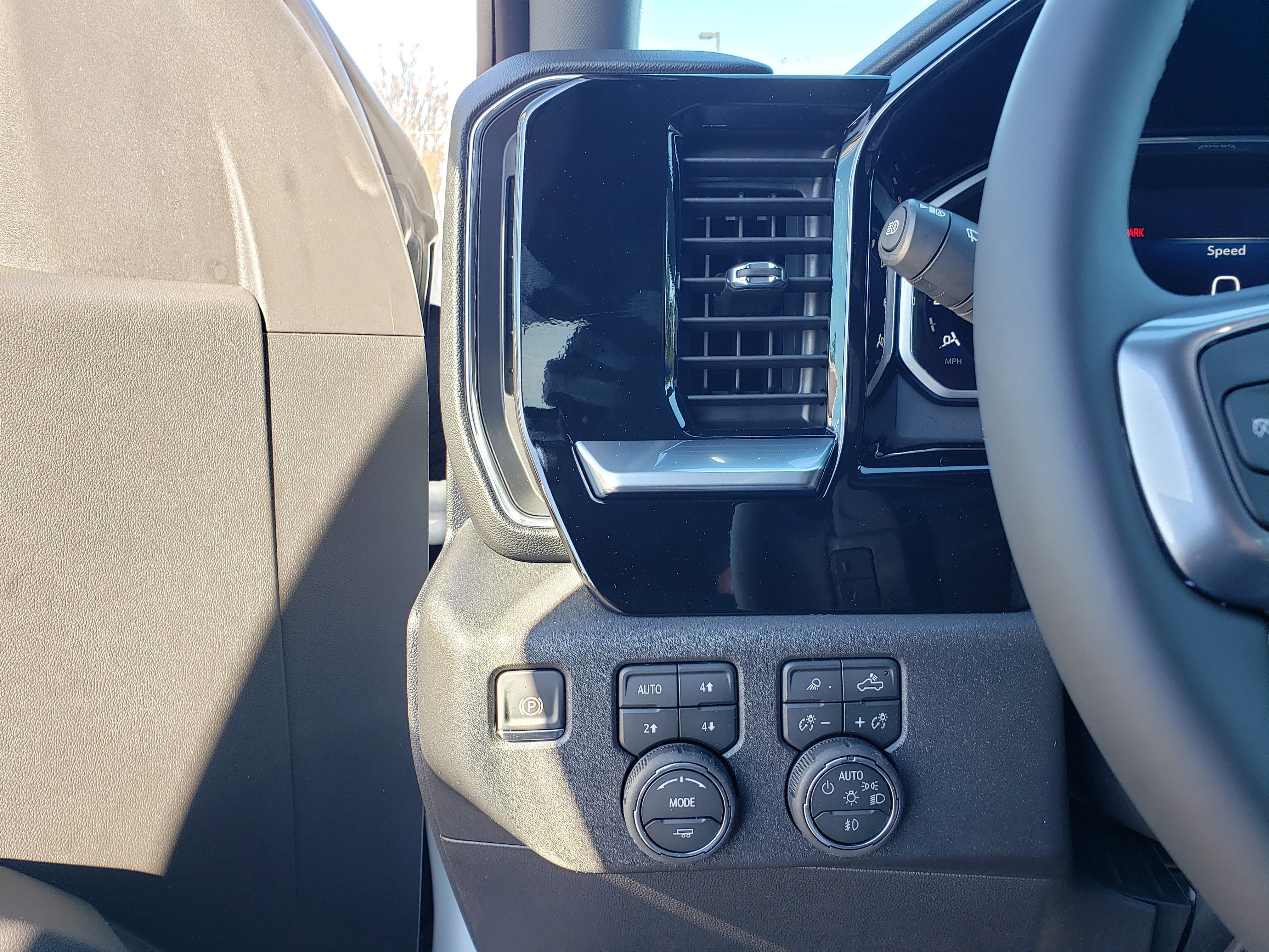 New 2026 Chevrolet Silverado 1500 LT Trail Boss w/ LT Trail Boss Premium Package image 14