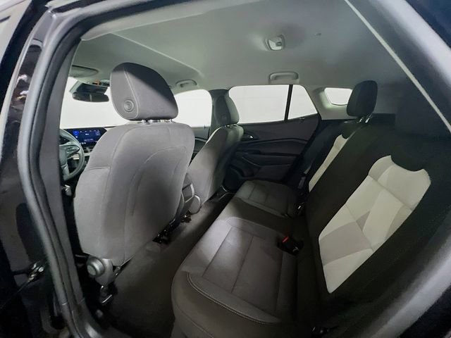 Used 2025 Chevrolet Trax LS FWD image 20