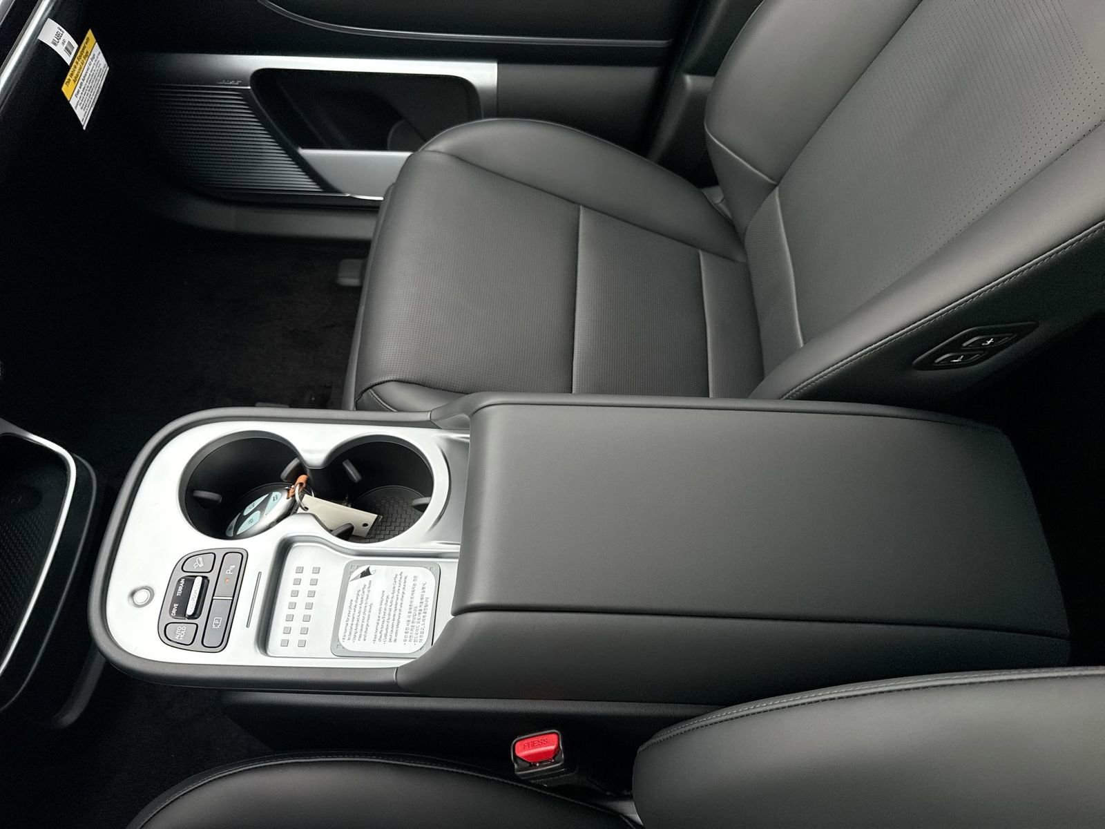 New 2026 Hyundai Ioniq 9 Limited image 23