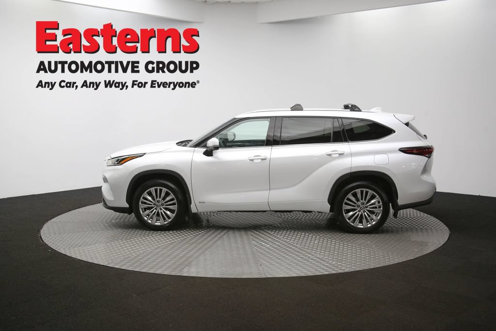 Used 2024 Toyota Highlander Platinum AWD/4WD image 66
