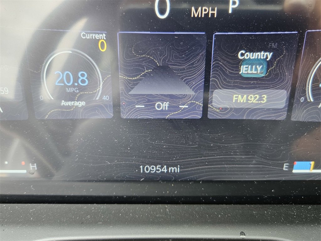 Used 2024 Jeep Grand Cherokee Altitude image 16