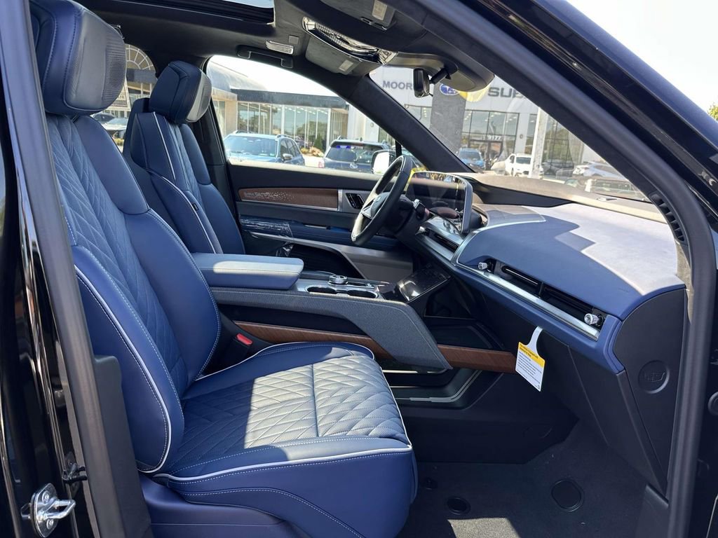 New 2026 Cadillac Vistiq Premium Luxury image 10