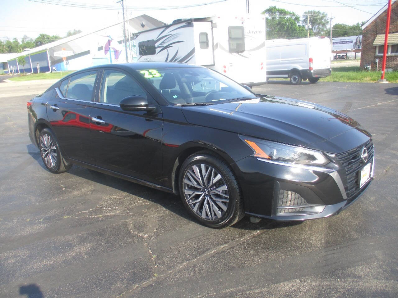 Used 2023 Nissan Altima 2.5 SV image 10