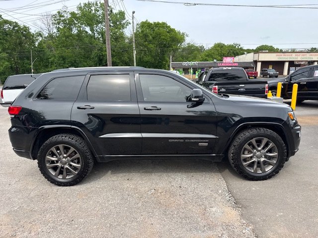 Used 2016 Jeep Grand Cherokee Limited 75th Anniversary AWD/4WD image 4
