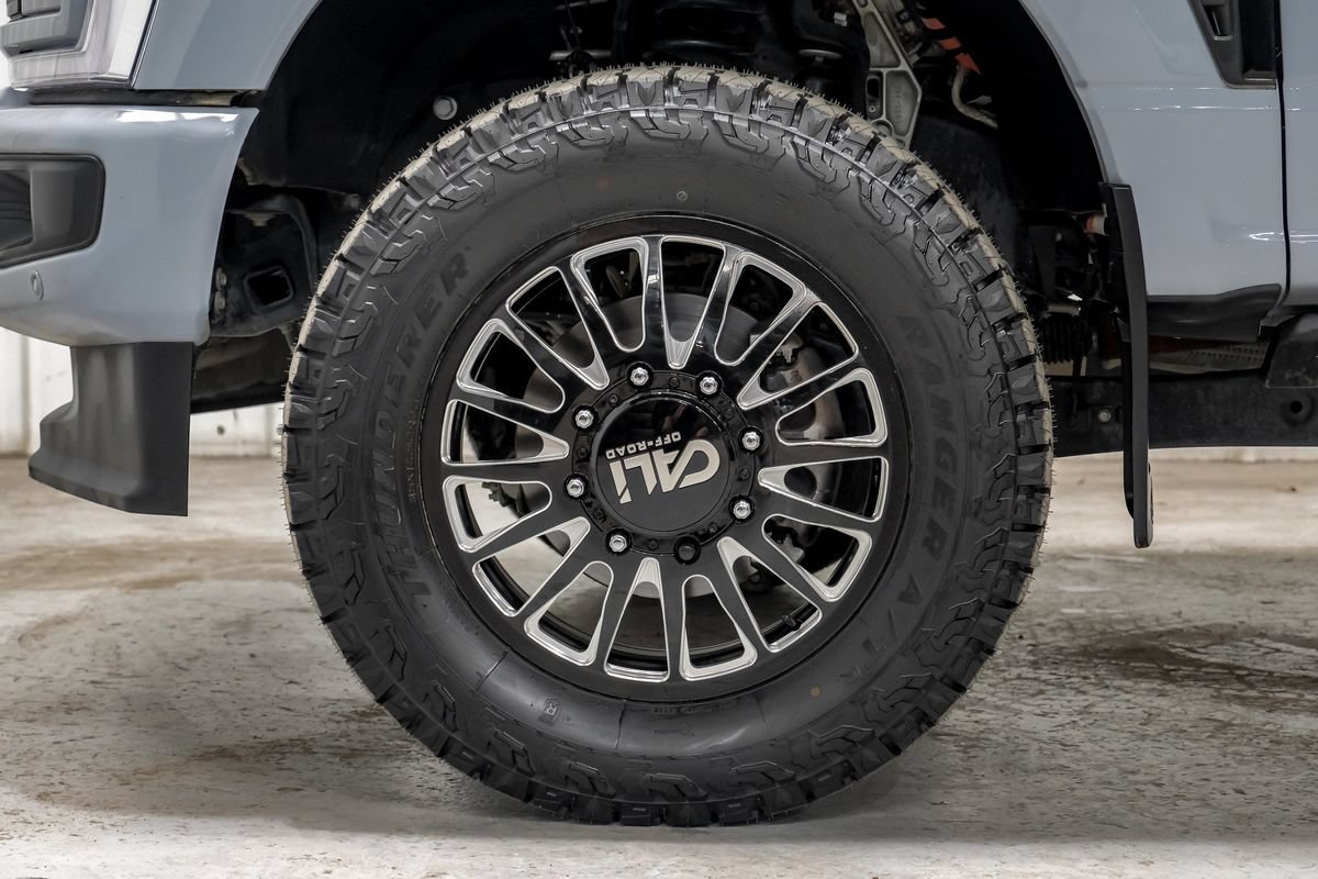 Used 2025 Ford F350 Platinum AWD/4WD image 64
