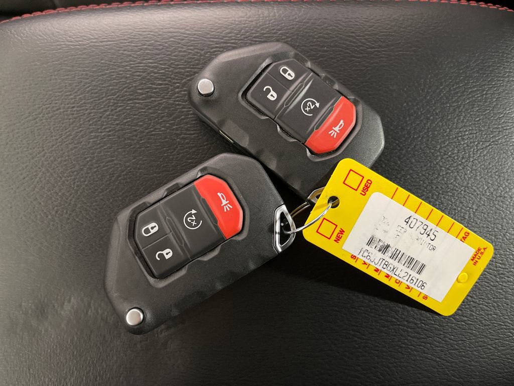 Used 2020 Jeep Gladiator Rubicon AWD/4WD image 27