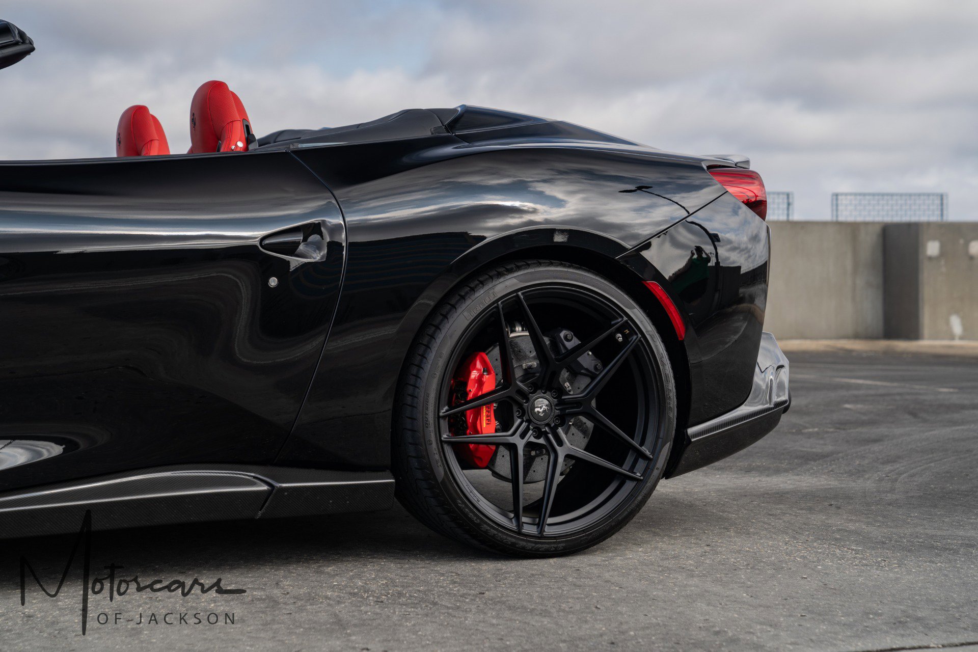 Used 2019 Ferrari Portofino image 31