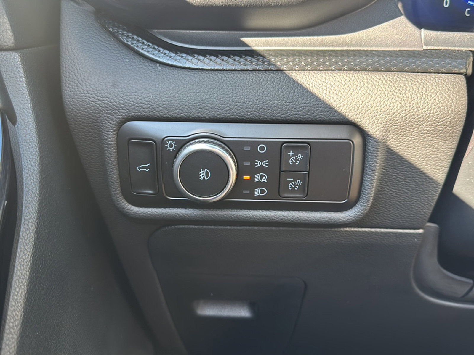 Used 2023 Ford Explorer ST w/ Equipment Group 401A image 34