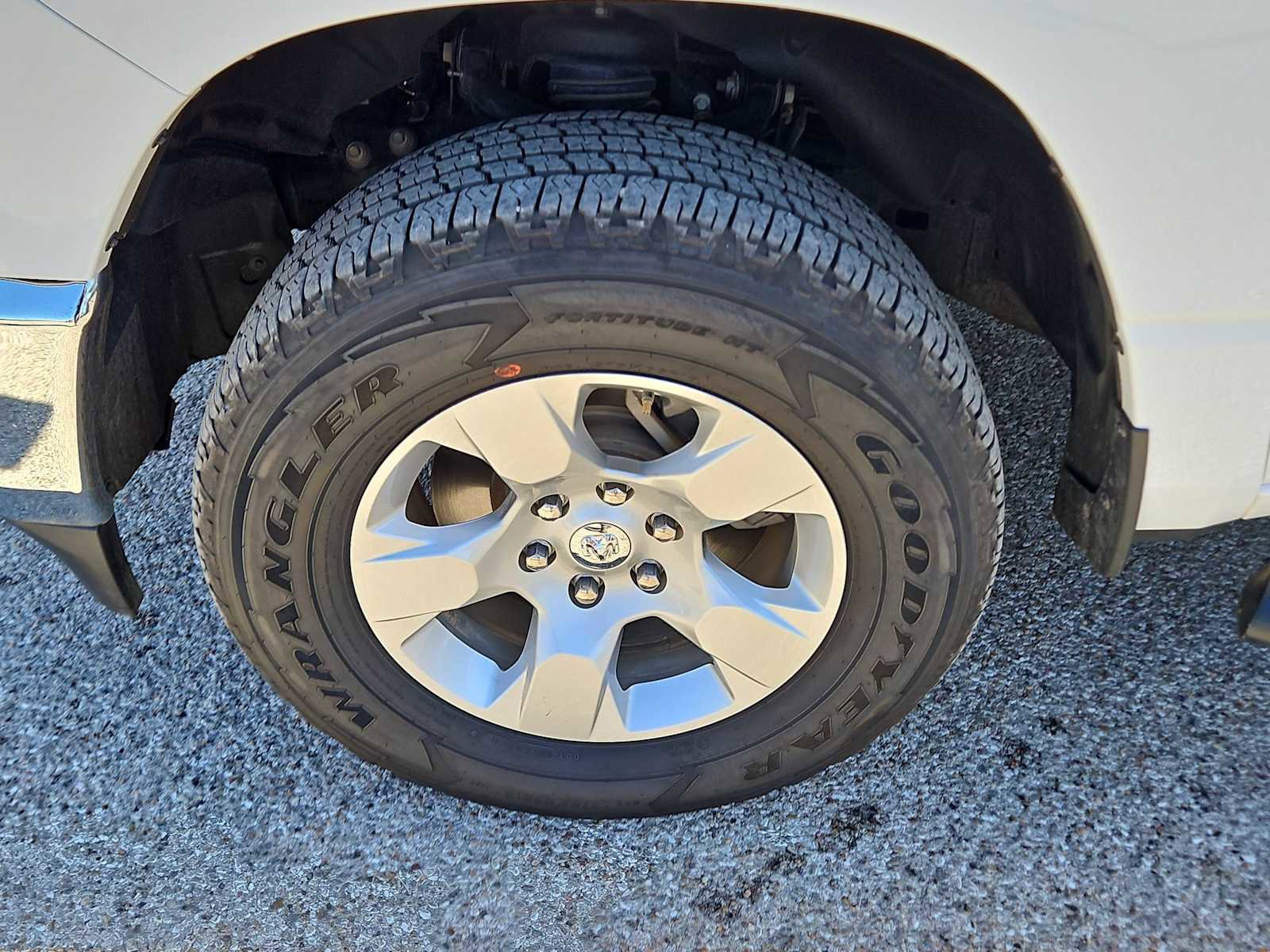 Used 2024 RAM 1500 Lone Star AWD/4WD image 12