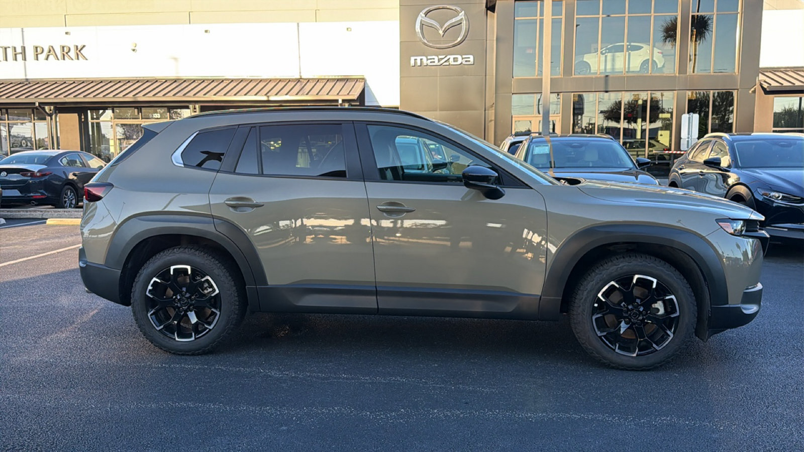 Certified 2026 MAZDA CX-50 Meridian Edition w/ Weather Package AWD/4WD image 3