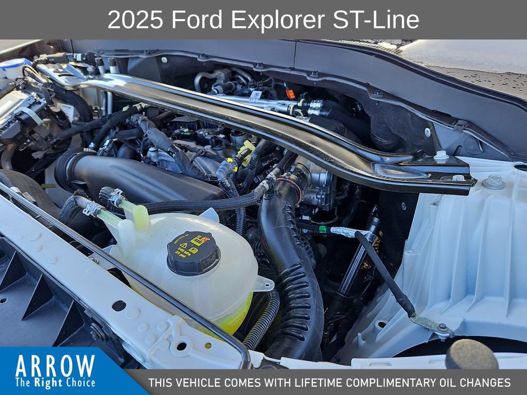 Used 2025 Ford Explorer ST-Line image 15