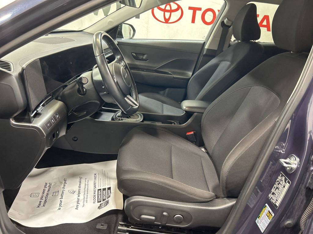 Used 2024 Hyundai Kona SEL image 25