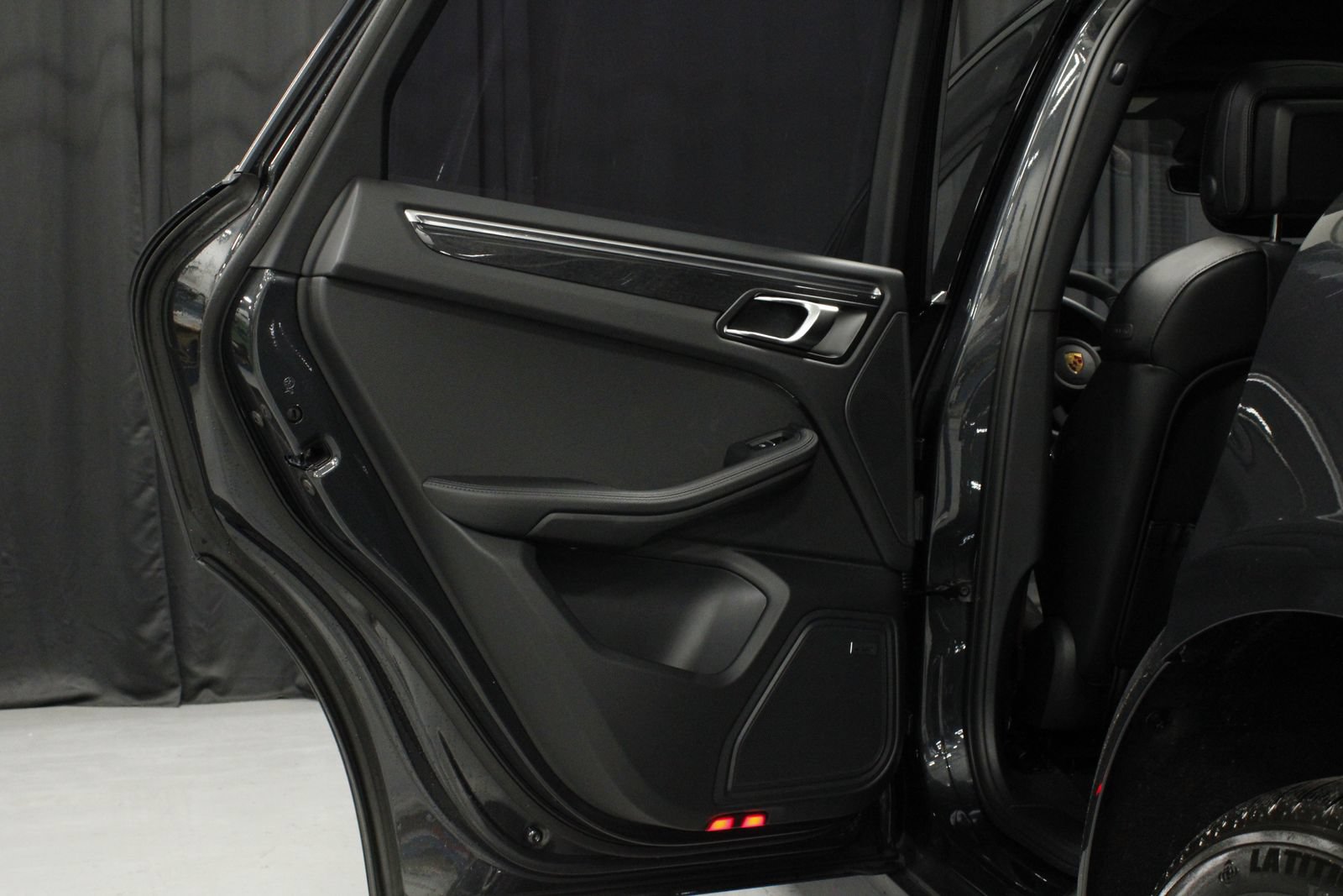 New 2026 Porsche Macan S AWD/4WD image 13