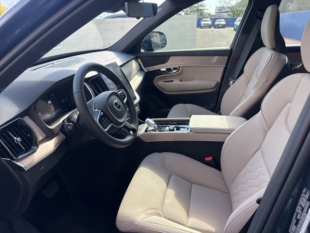 New 2026 Volvo XC90 B6 Plus w/ Protection Package image 10