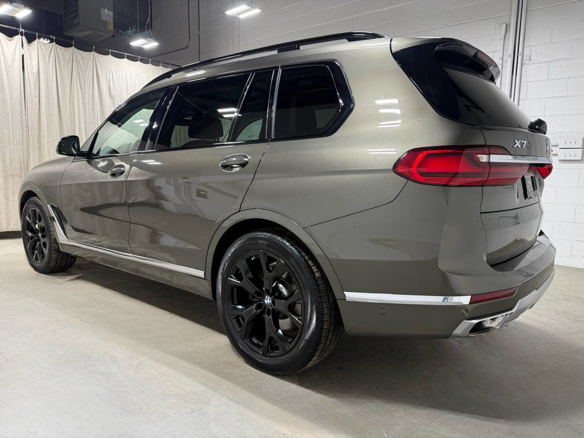 Used 2022 BMW X7 xDrive40i w/ Premium Package image 5